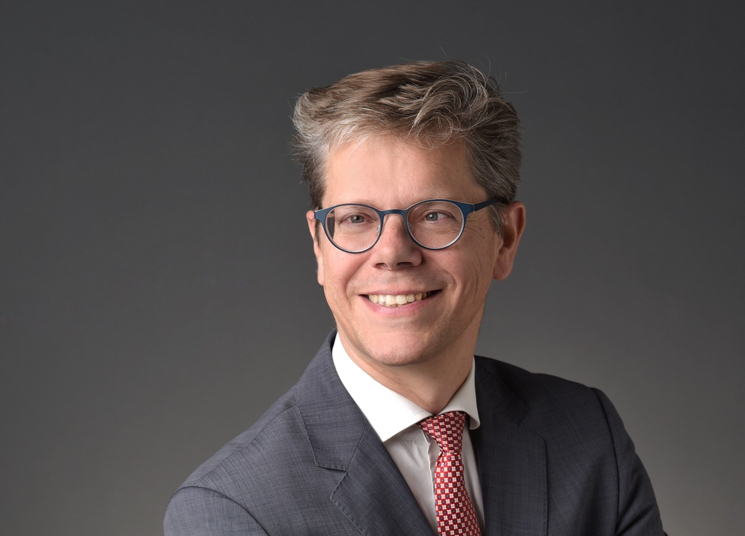 Portrait von Botschafter Nägeli