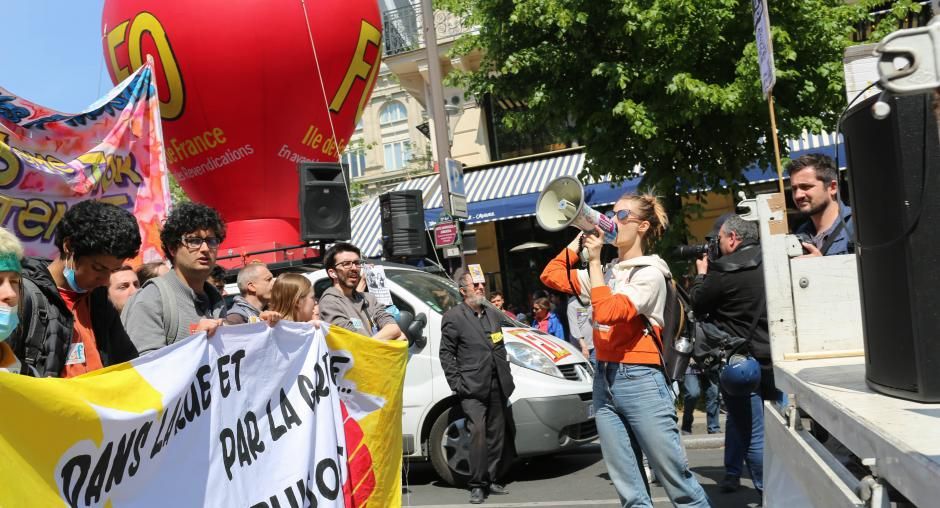 Une manifestation pacifique dans le centre de Paris