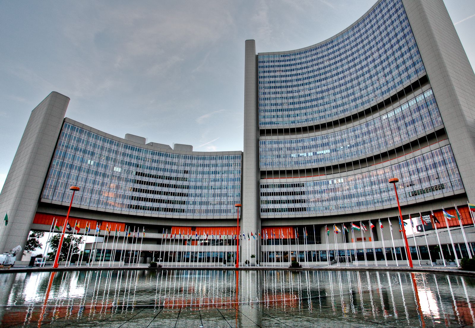 l'edificio VIC di Vienna